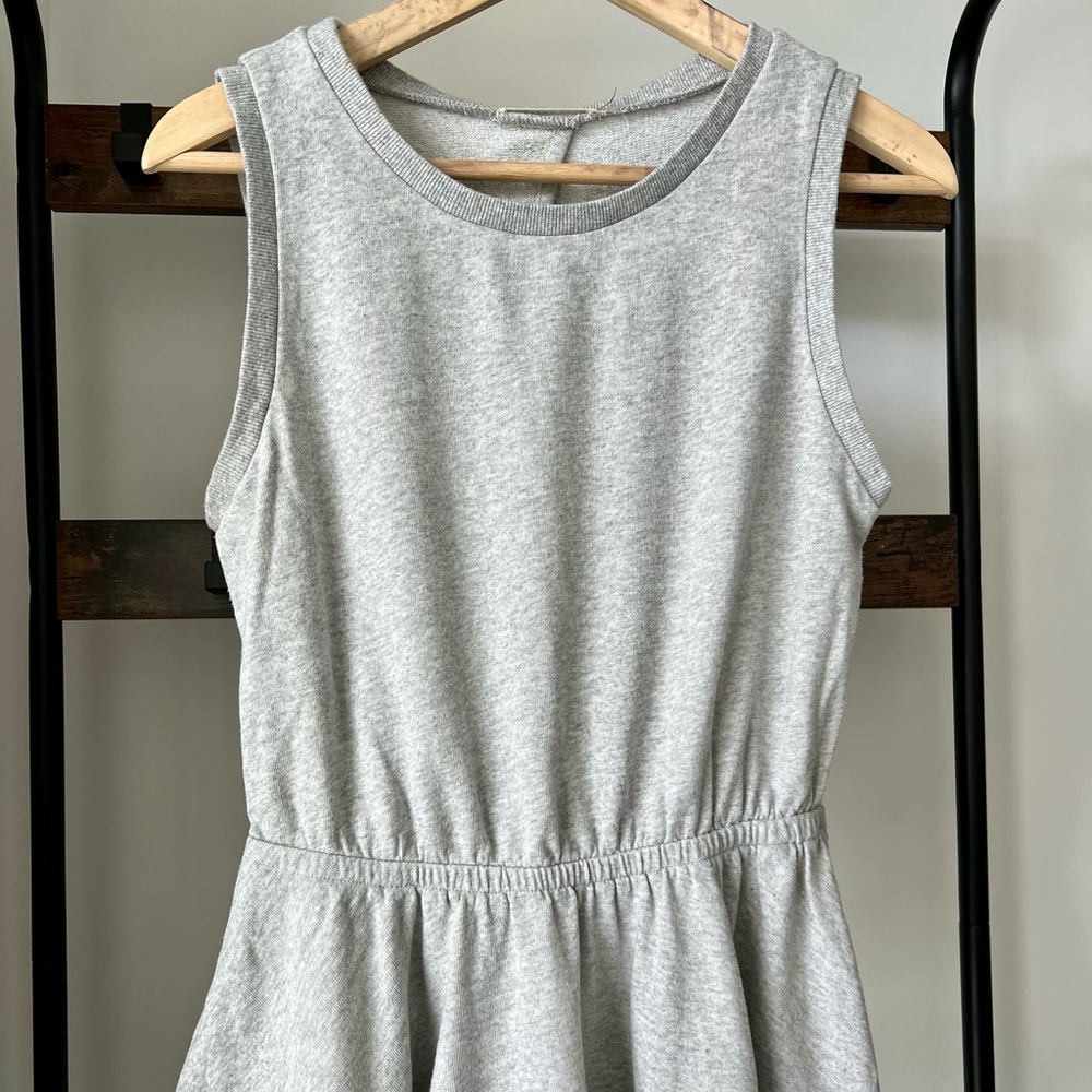 Mustard Seed open-back peplum top, grey, US size M
